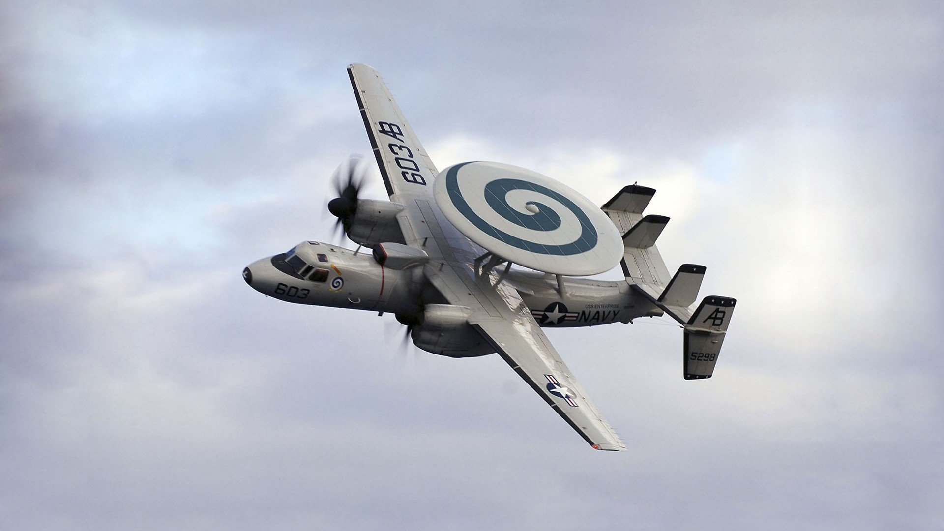 “费尔南多·比亚尔巴的创新踢球,刷新阿根廷橄榄球的战术”