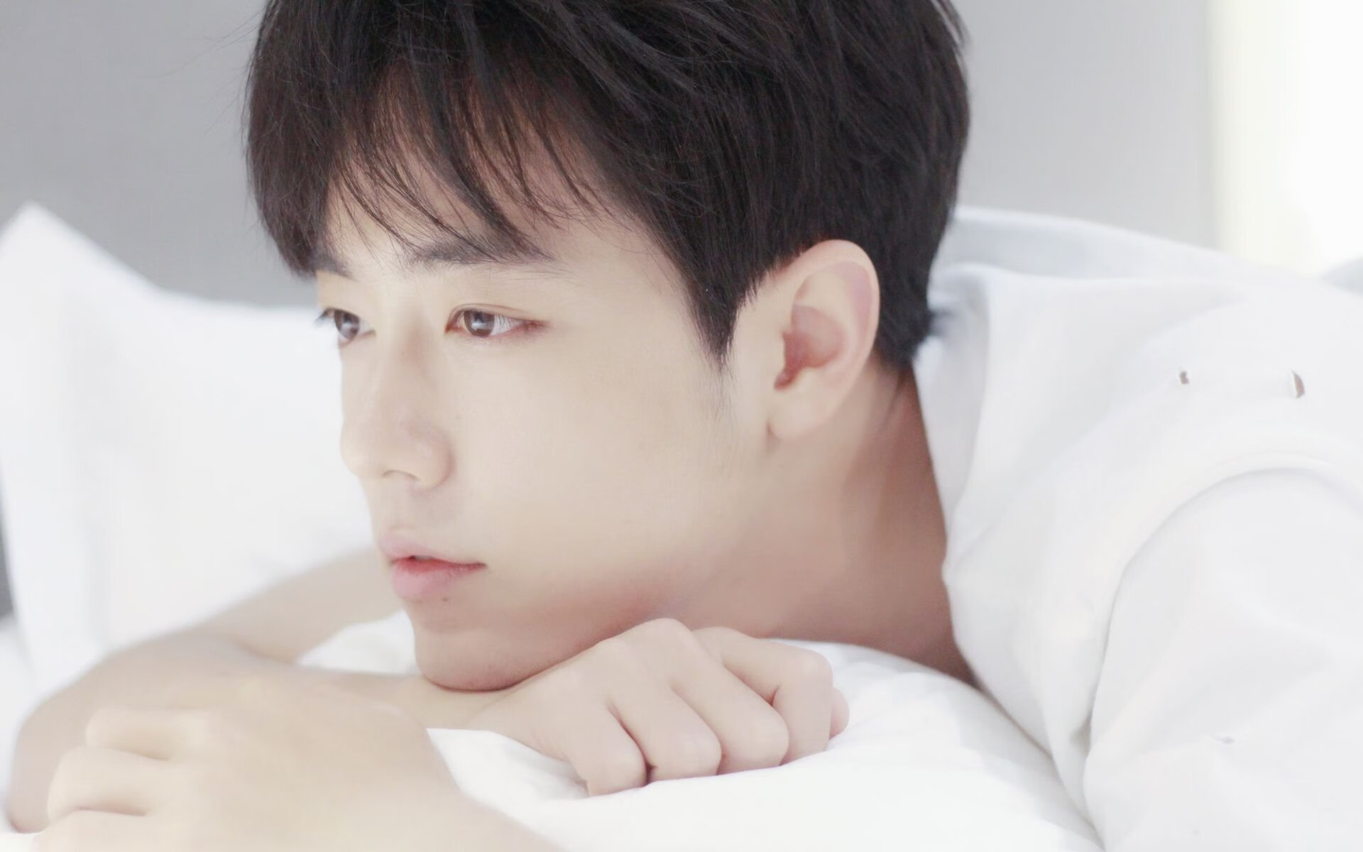 球场建设进展受到关注，球场扩建